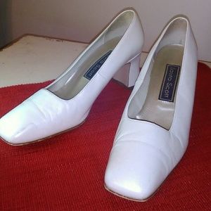 Off-white Dress Shoe